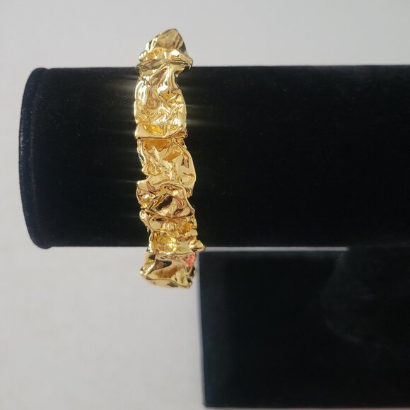 Amber Sceats Emery Cuff Bracelet Crushed Metal Design 24k Plated - Picture 2 of 8
